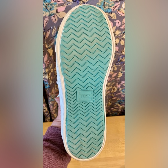 Toms Women’s Sneakers Size 7-1/2 - Picture 8 of 12